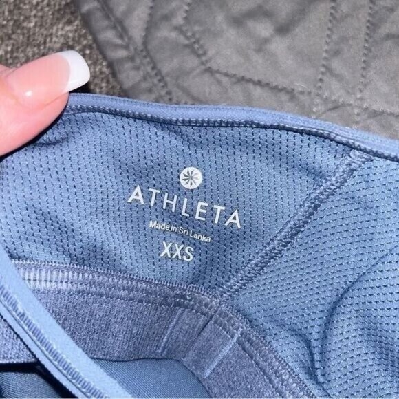 Athleta Blue Razorback Athletic Pullover Built In Bra Workout Support Top XXS - Picture 7 of 8